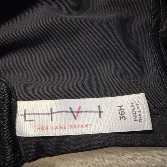 Livi Active Max Support Underwire Sports Bra - Picture 8 of 8